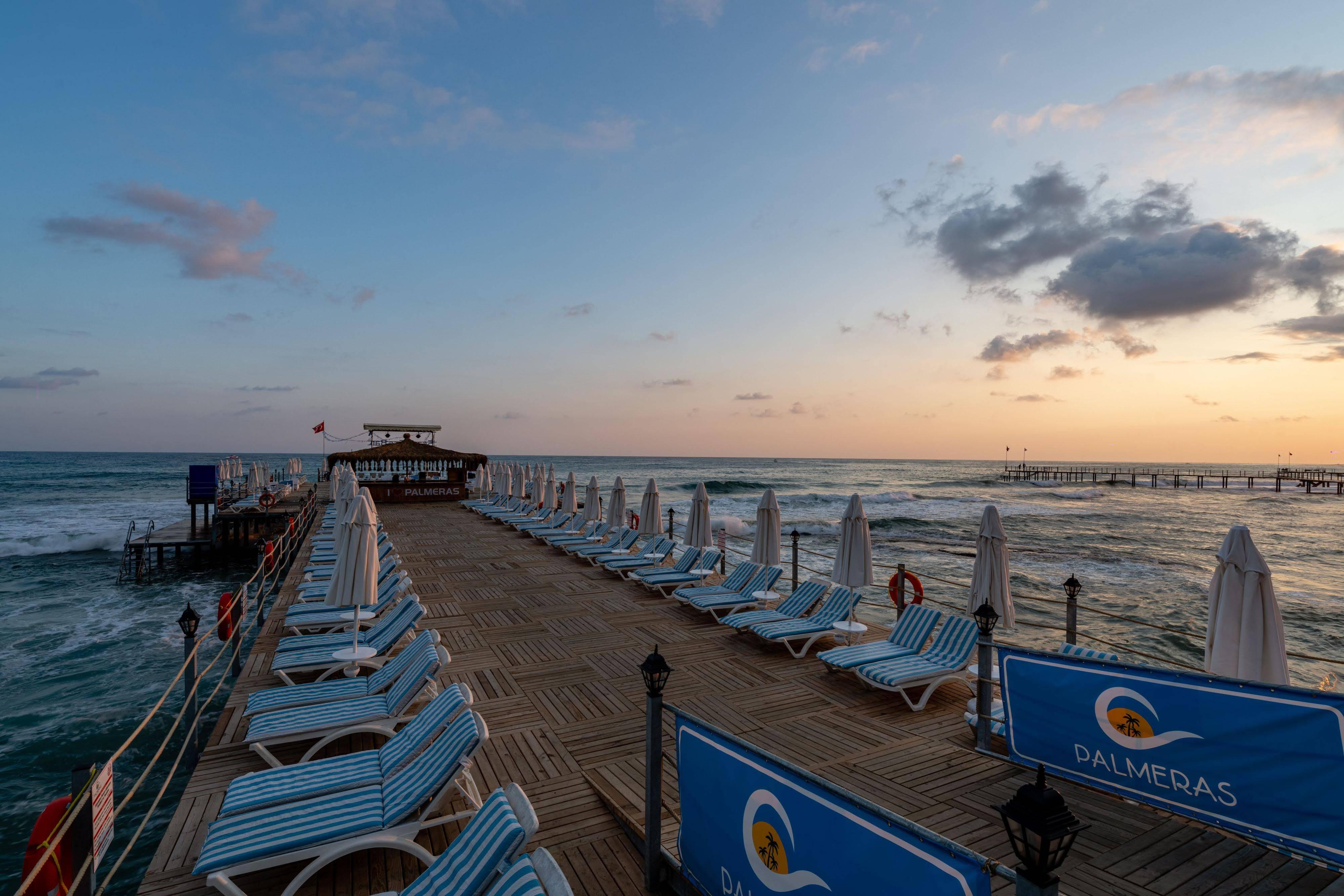 Palmeras Beach Hotel Payallar Екстериор снимка