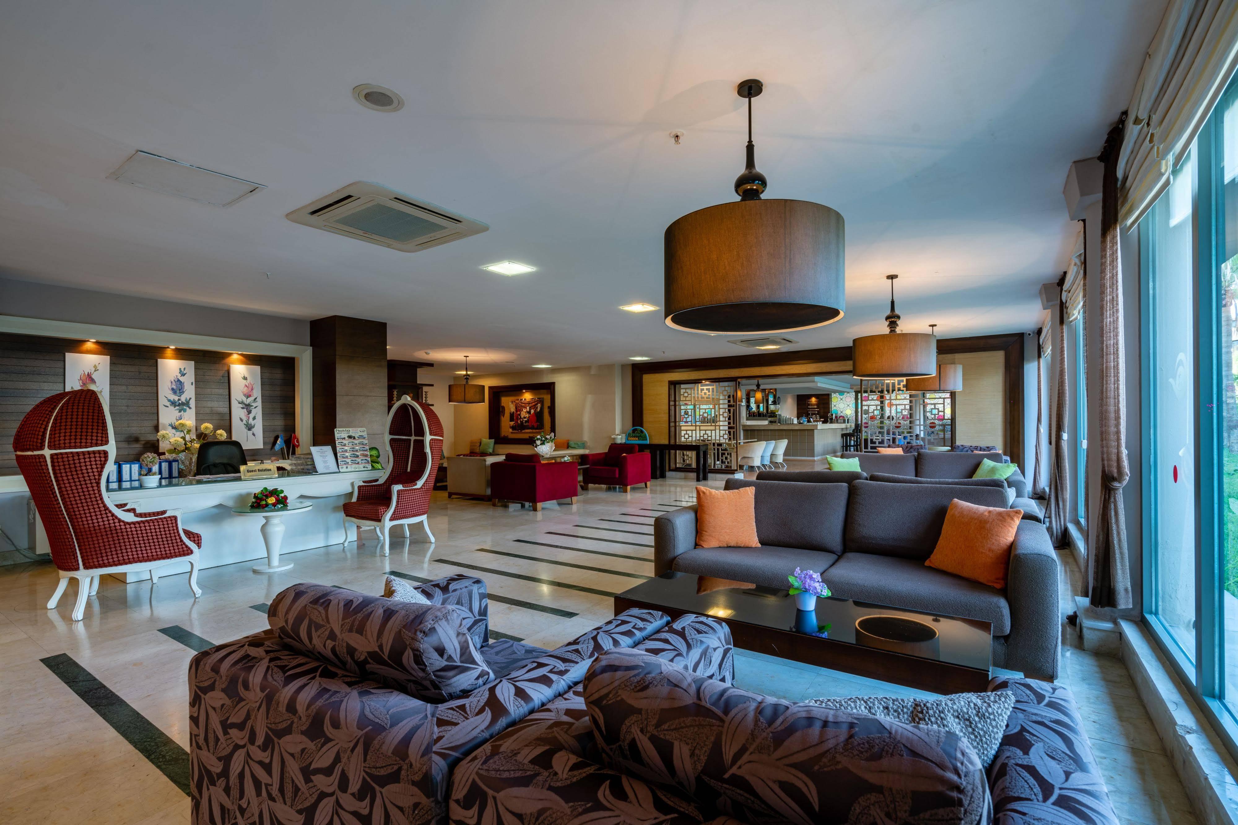 Palmeras Beach Hotel Payallar Екстериор снимка