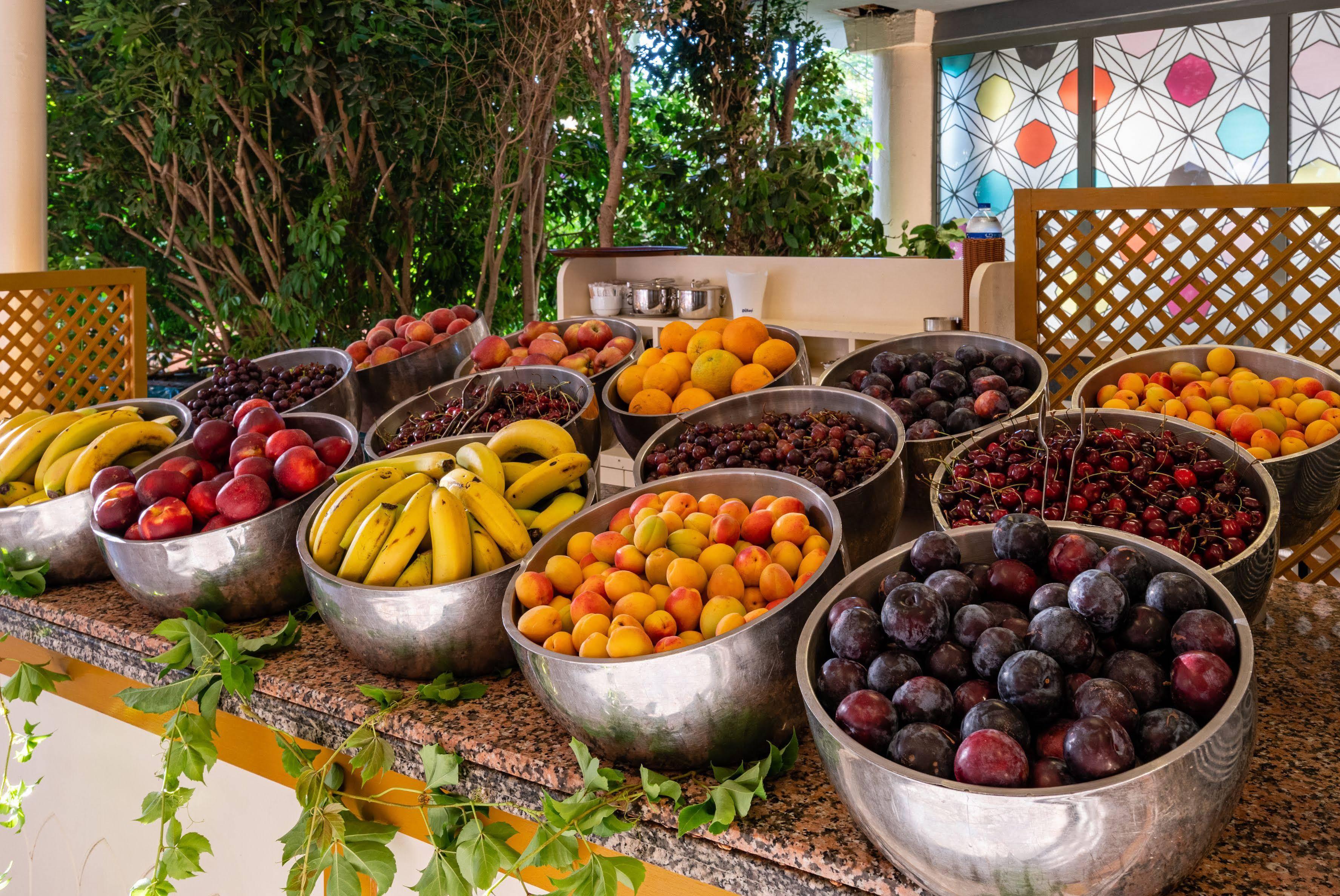 Palmeras Beach Hotel Payallar Екстериор снимка