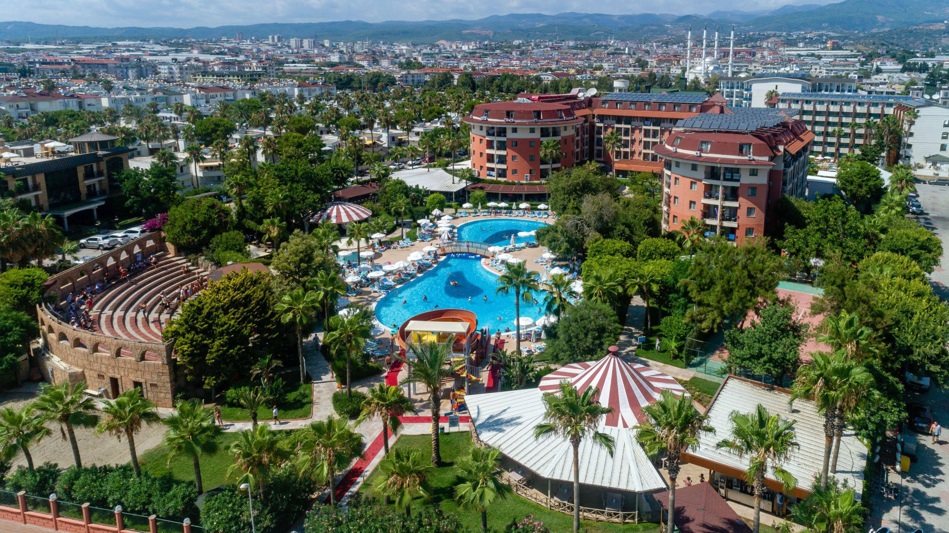 Palmeras Beach Hotel Payallar Екстериор снимка